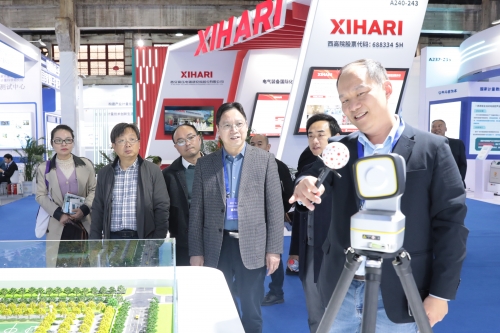 衡阳幼儿师专组织教职员工参观第二届计量仪器装备展