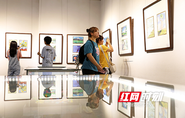 【红网】“艺心向党，逐梦向上” 衡阳幼高专举办美术作品展