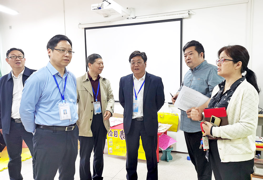 李来清、邓昌大调研实训教学安全工作
